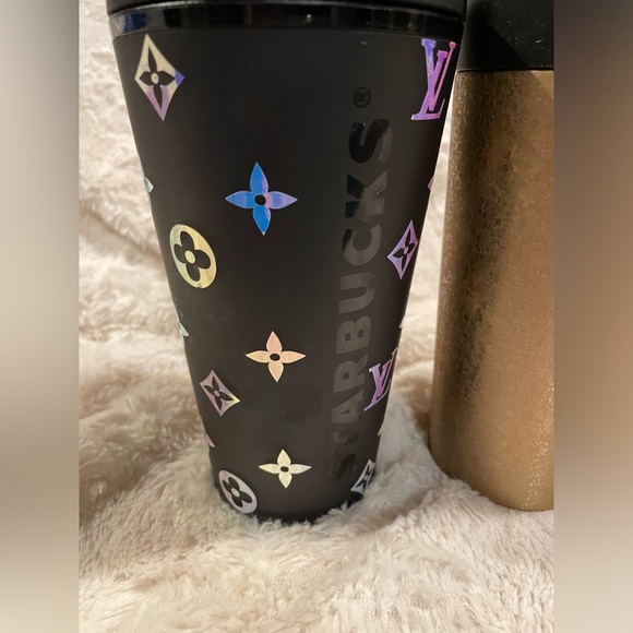 Starbucks set of Starbucks coffee cups - Picture 2 of 4